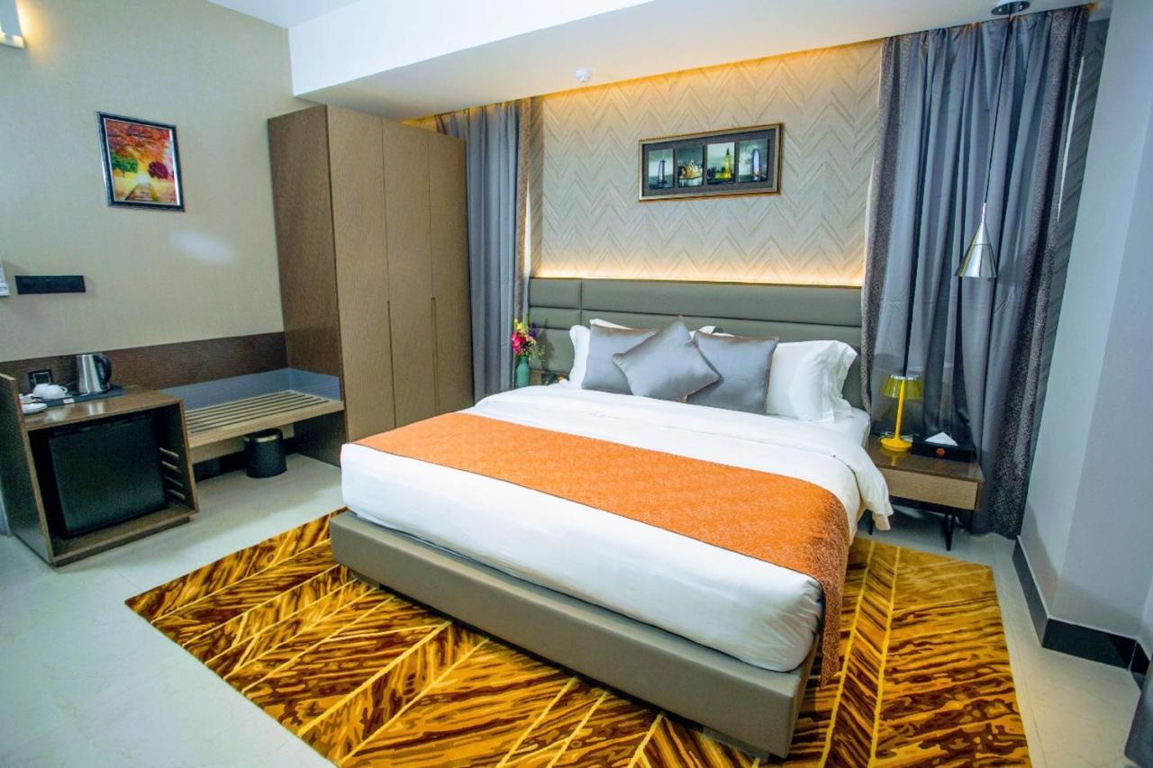 Hotel Omni Residency Dakka Dış mekan fotoğraf